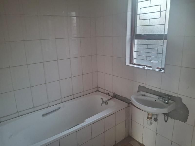 3 Bedroom Property for Sale in Graceland Western Cape